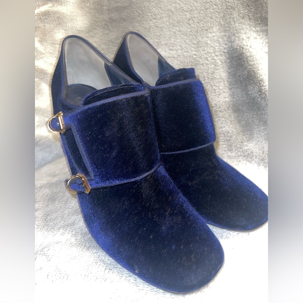 TORY BURCH BLUE VELVET CARLEY. EUC - Picture 4 of 7